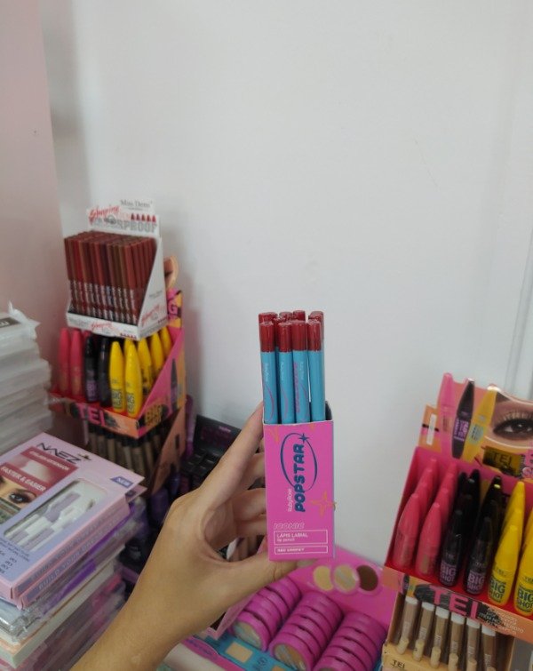 Producto - Delineador de labios pop Star Ruby rose