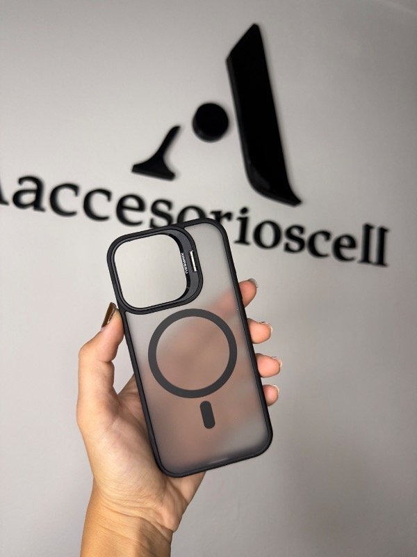 Producto - Funda Titanium IPhone 17