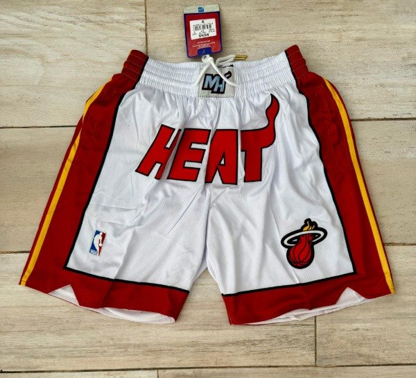 Producto - Short NBA Miami Heats Blanco con detalles bordo