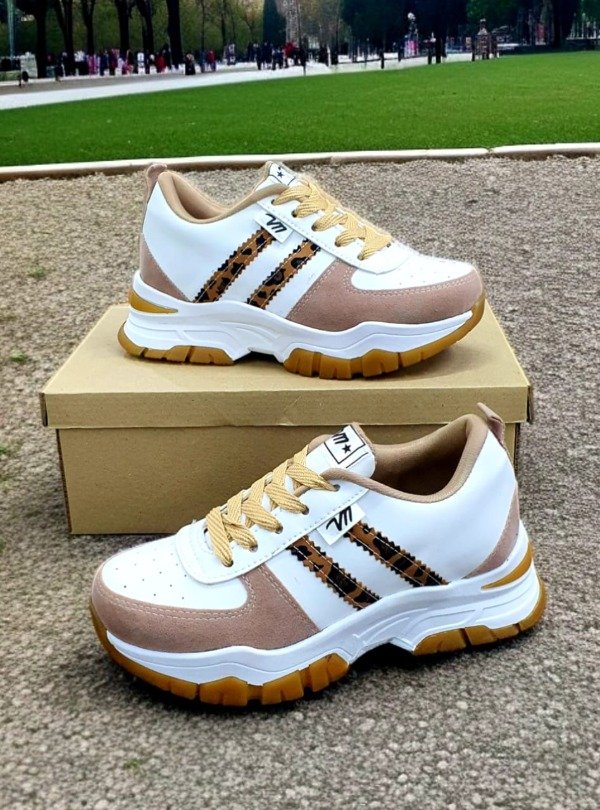 Producto - LINEA PEQUE Zapatillas moda