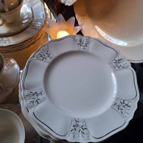 Producto - Platos playos Jacobean Ware Meakin - 0