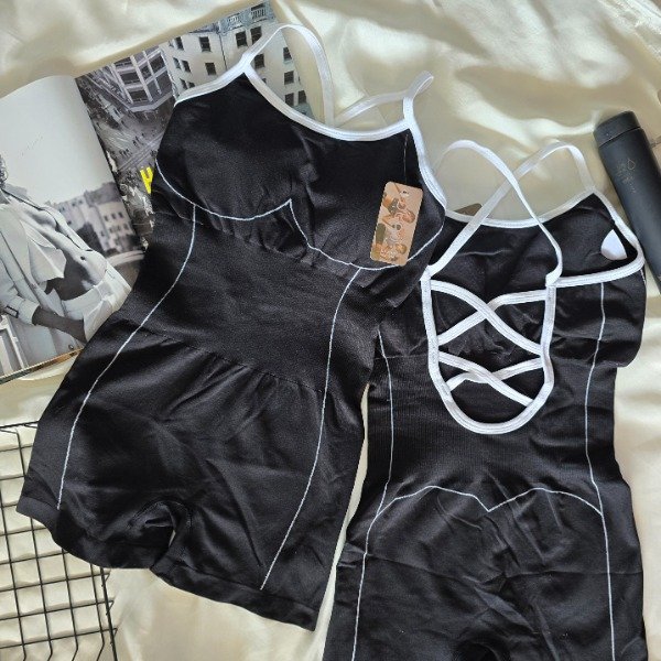 Producto - CATSUIT CORTO PURO NEGRO SIN EF. PUSH UP D'LIRIO N312 (x6)