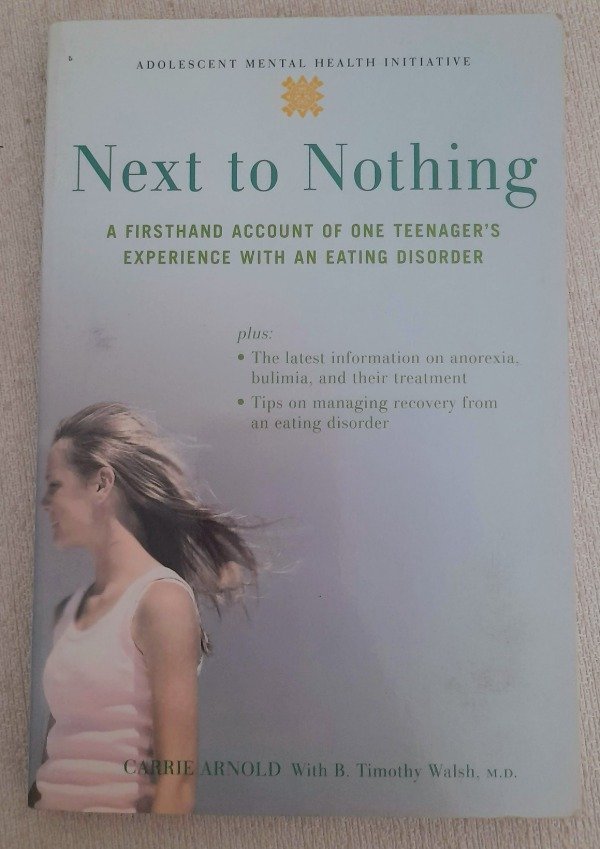 Producto - Next To Nothing - Carrie Arnold - Oxford University Psycholog