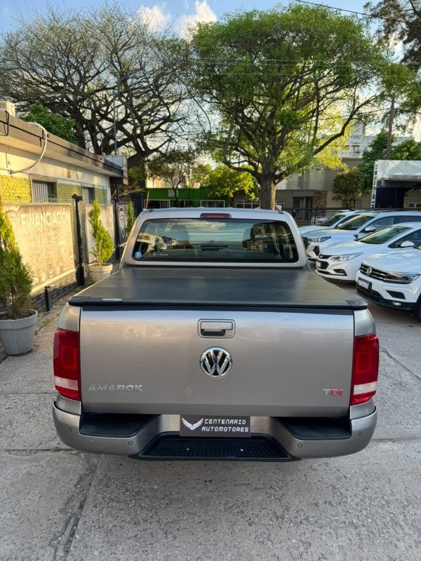 Producto - Volkswagen Amarok 2.0 Comfortline AT 2018 - 8