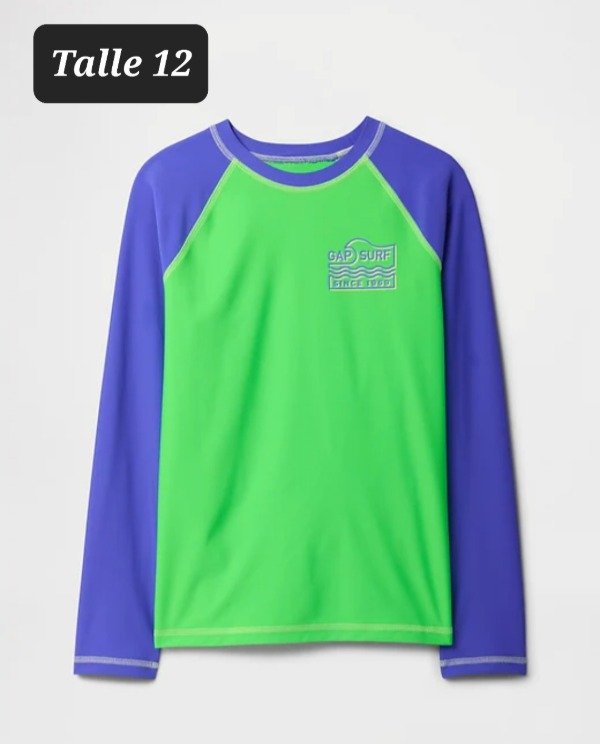 Producto - Remera un gap talle 12 verde y azul