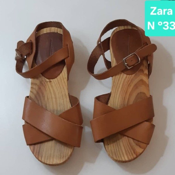 Producto - ZARA Sandalias color suela N33