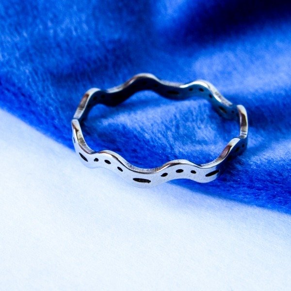 Producto - Anillo Curvas y Calados