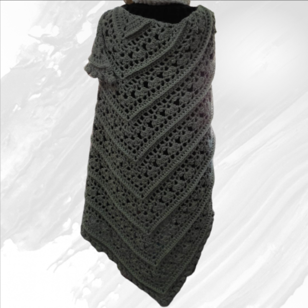 Producto - Chal Olivia triangular