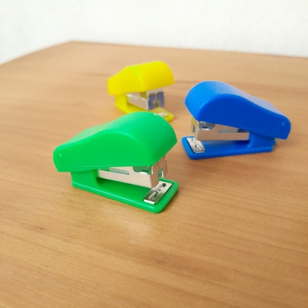 Producto - Abrochadora mini mini