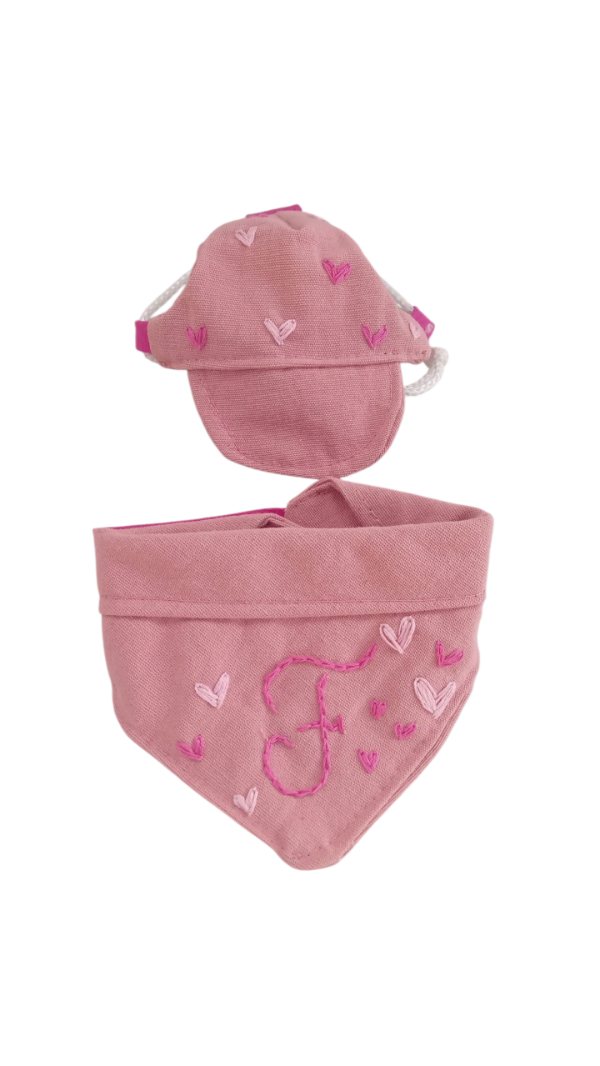 Producto - Combo gorra + pañuelo bordado lovely