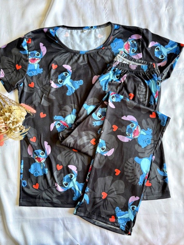 Producto - Pijamita Stitch negro