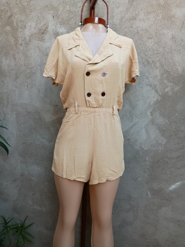 Producto - Enterito beige.