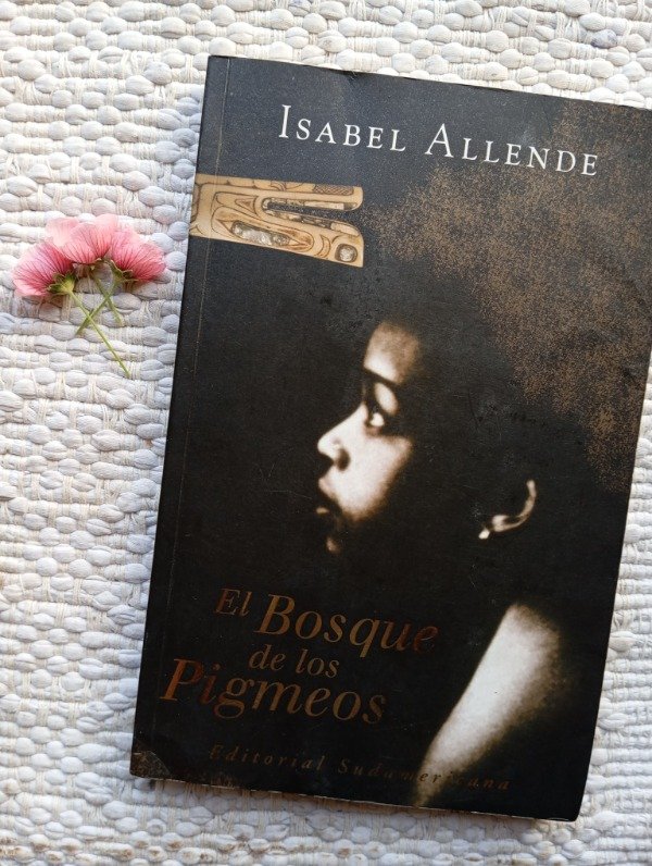Producto - El bosque de los pigmeos (Isabel Allende)
