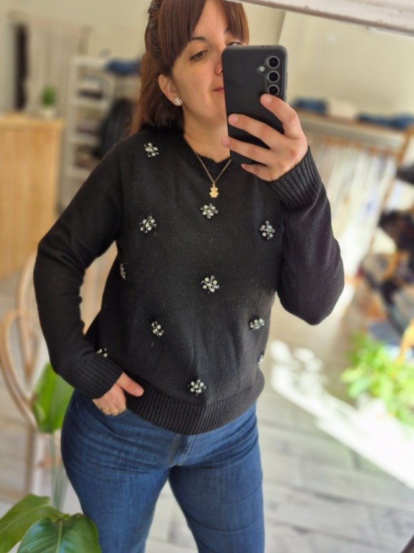 Producto - Sweater Importado Con Piedritas Nerif