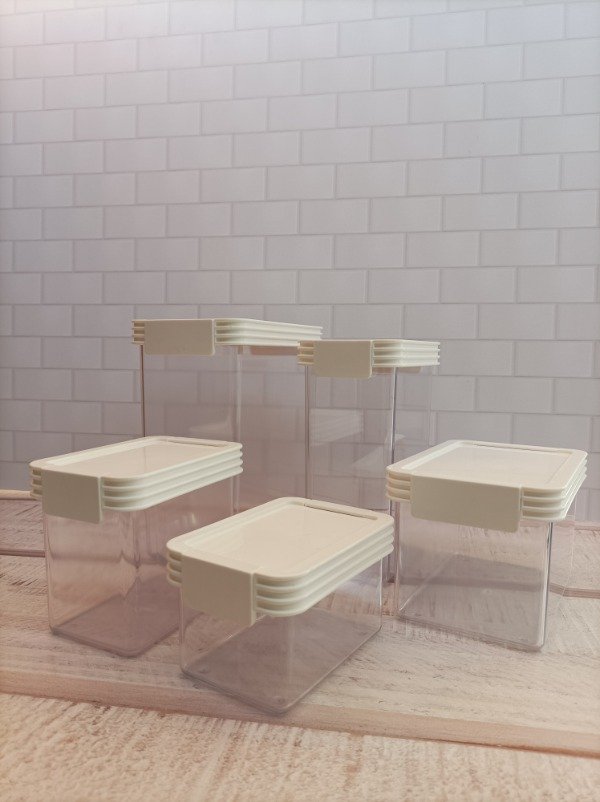 Producto - Set contenedores acrílicos Sheri x 5 white