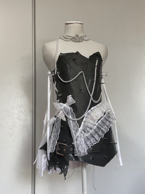 Producto - Leather Set - Swan Song