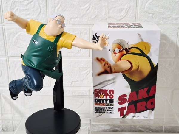 Producto - Figura Sakamoto Taro - Sakamoto Days - en caja 21cm