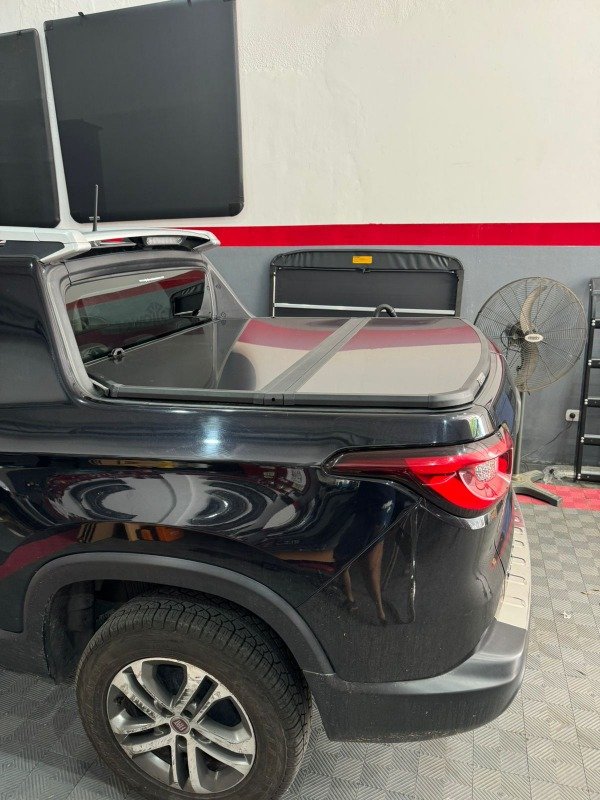 Producto - Tapa plegable B-top Fiat Toro