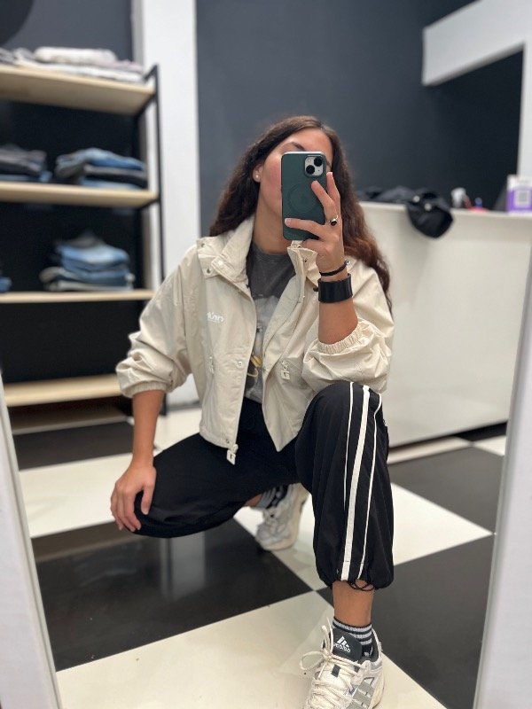 Producto - Campera rompeviento over