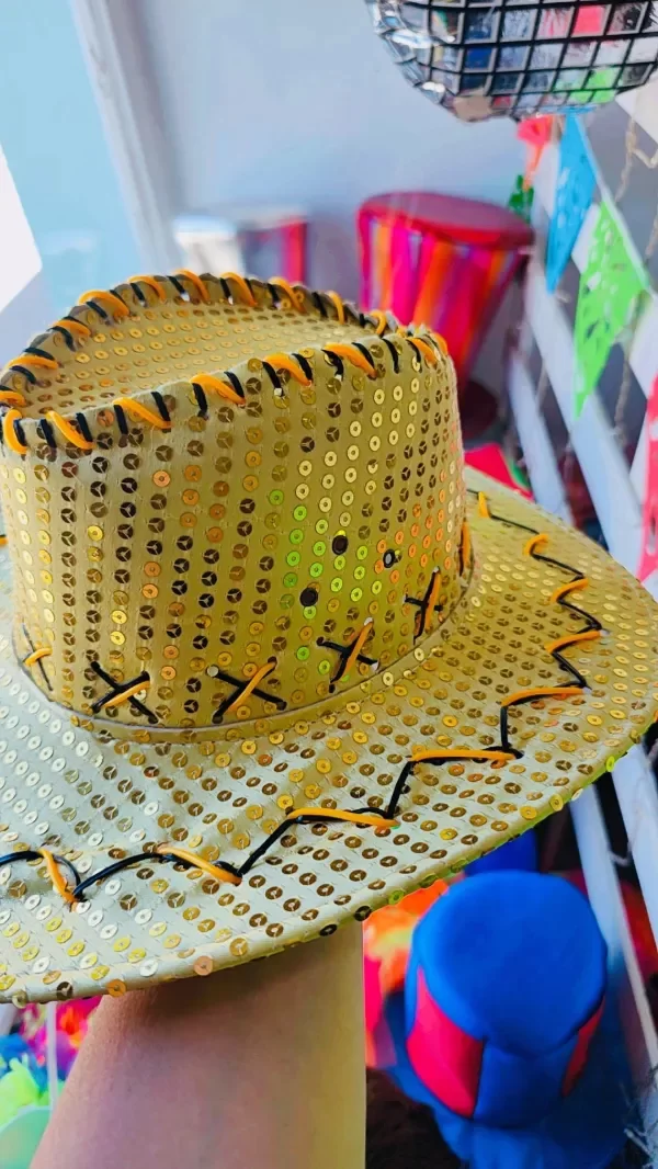 Producto - Gorro Cowboy lentejuelas LED