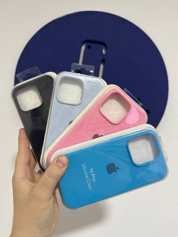 Producto - FUNDA SILICONE CASE CON LOGO IPHONE 16 PRO