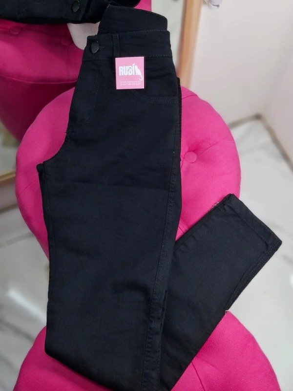 Producto - Jeans Chupin elastizado tiro alto black