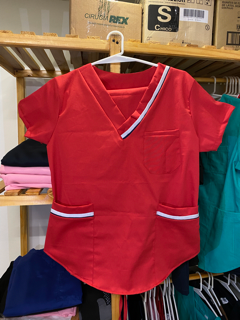 Producto - Conjunto NBS femenino rojo con vivos