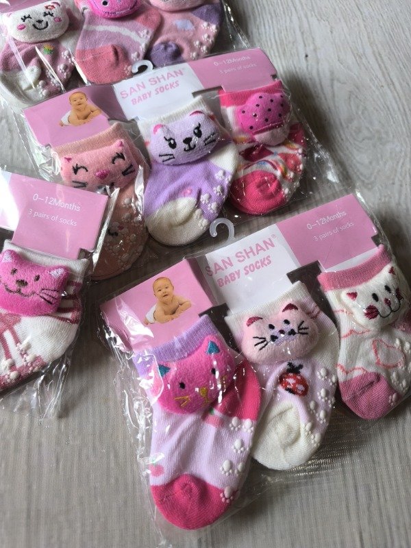 Producto - Medias bebé con sonajero