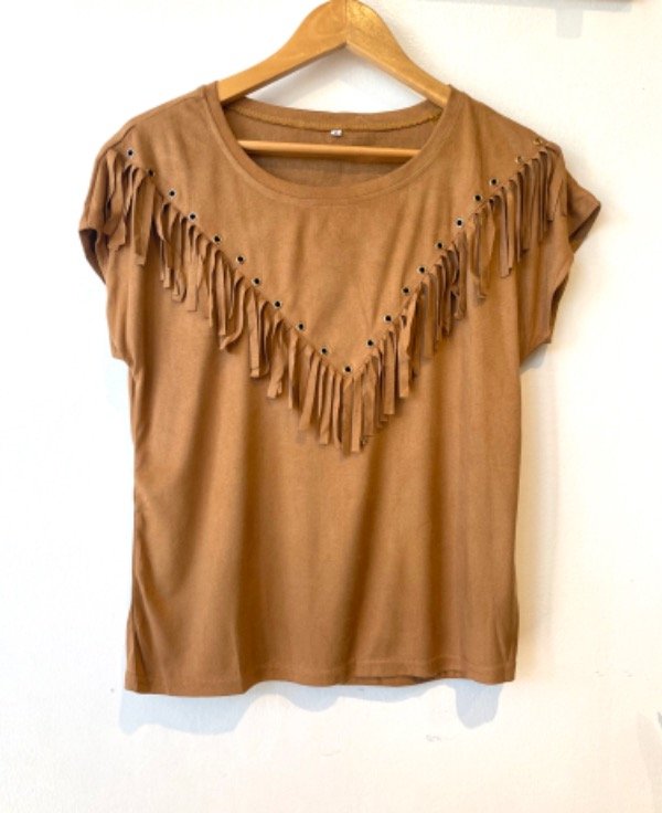 Producto - Remera de gamuza con flecos talle L