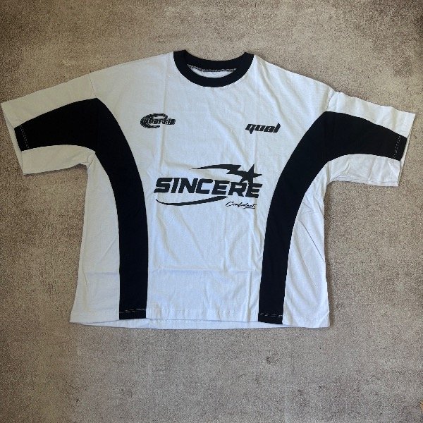 Producto - REMERA BOXY FIT COMBINADA SINCERE BLANCA