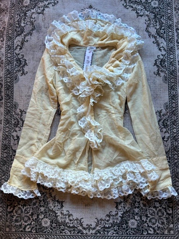 Producto - Soft Yellow Fairy Shirt
