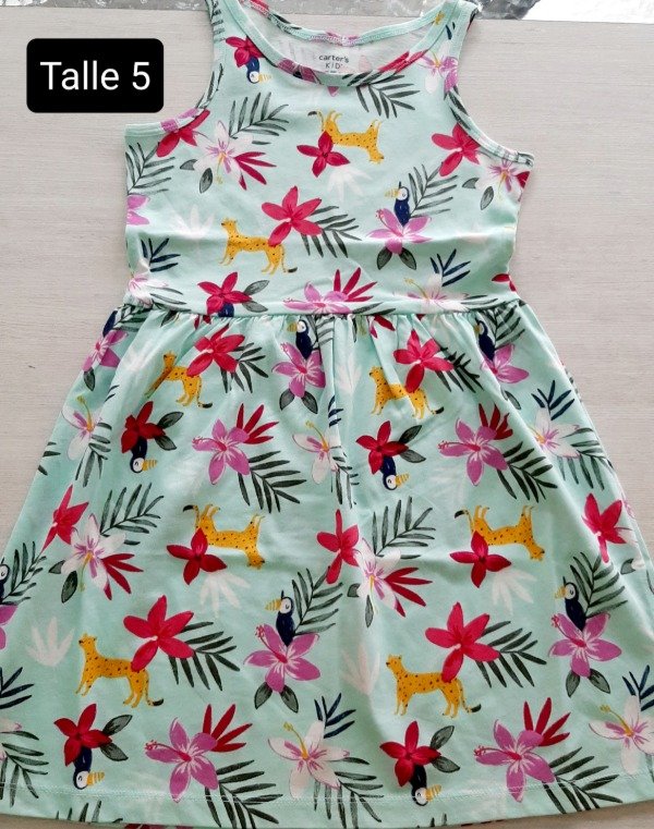 Vestido carters talle 5 flores
