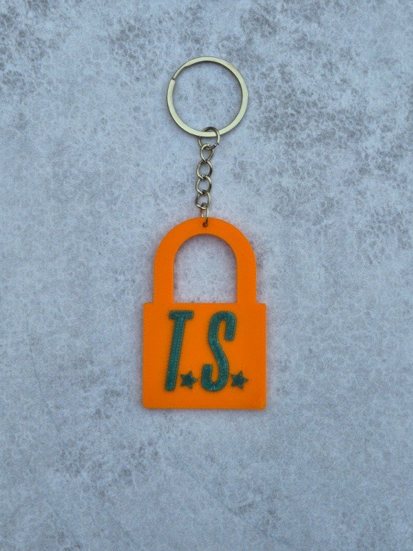 Producto - LLAVEROS TAYLOR X3 - 0