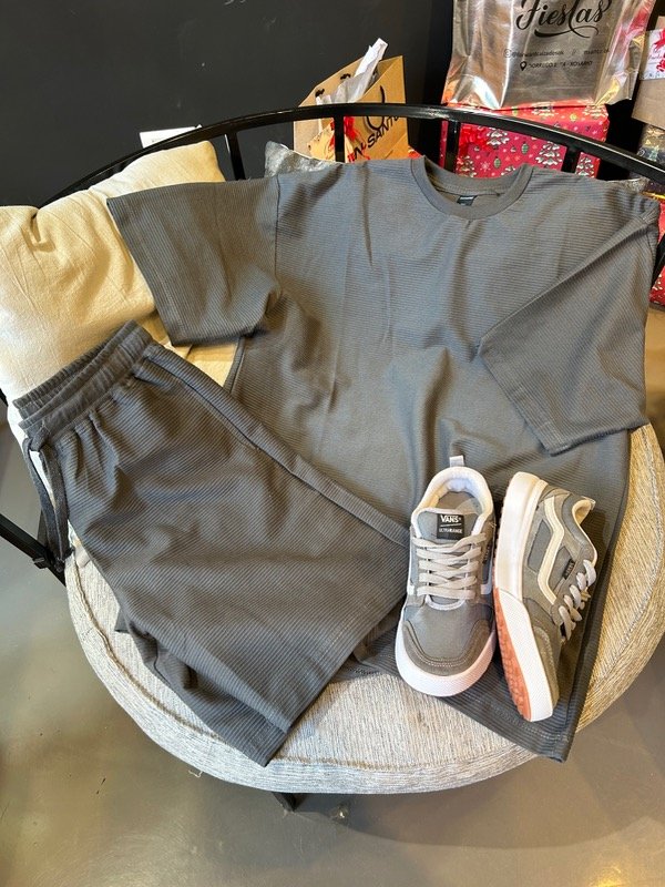 Producto - Conjunto remera