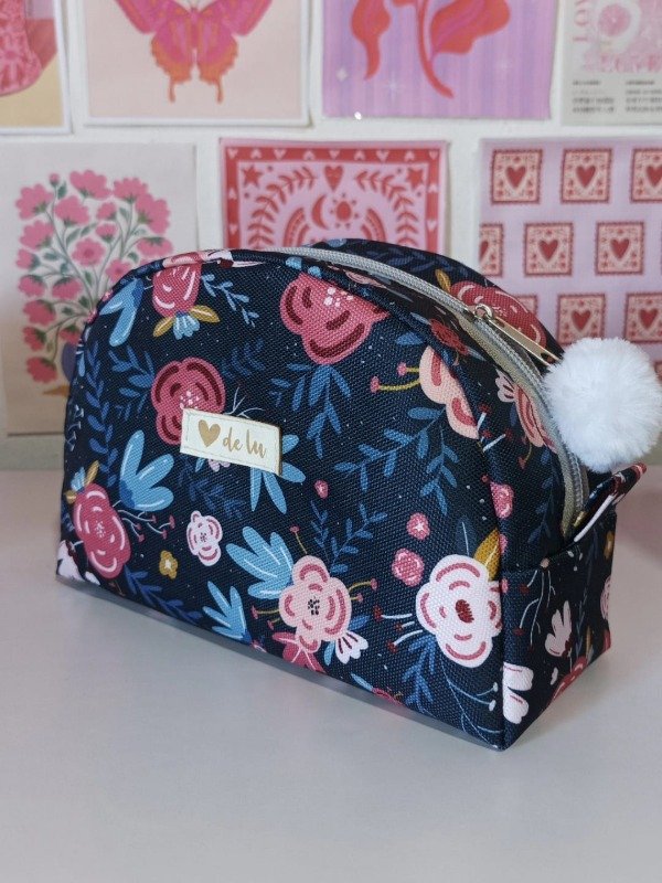 Producto - Cartuchera / Neceser media luna Florcitas