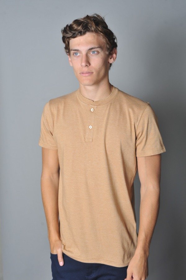 Producto - Remera Henley Melange BG