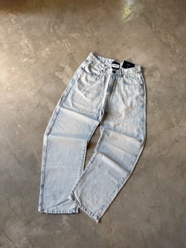 Producto - Jean baggy light Blue