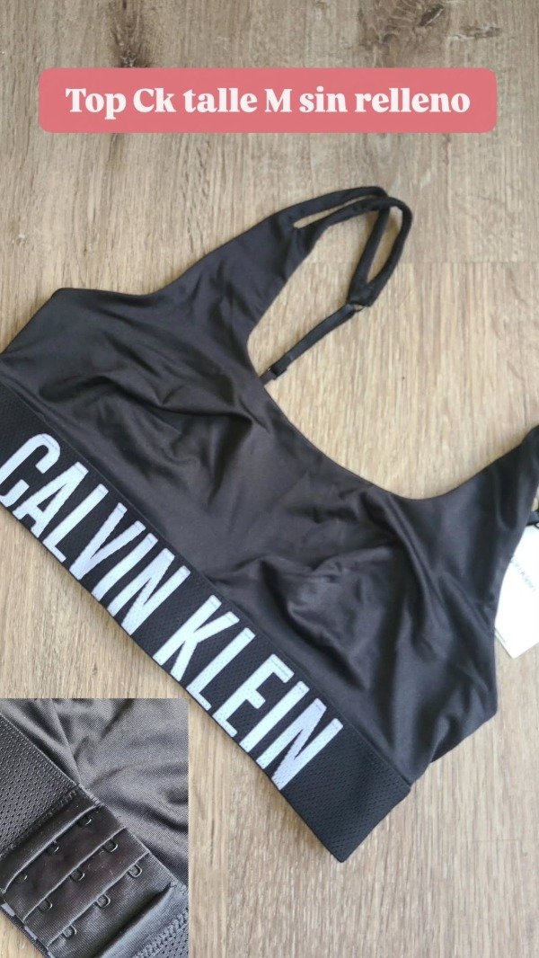 Producto - Top Calvin Klein sin relleno talle M logo