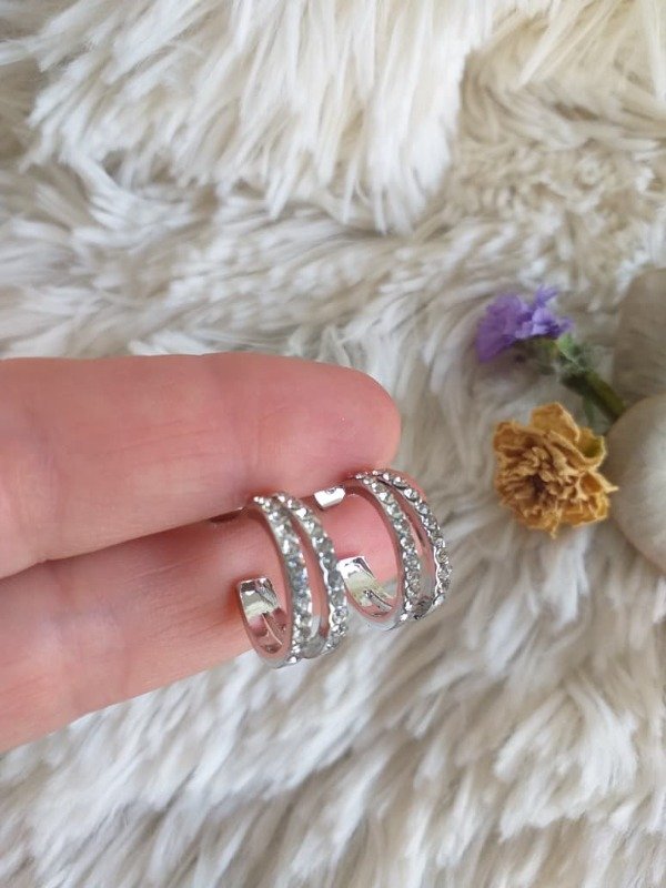 Producto - AQA0169 Aro pasante Dos Lineas strass