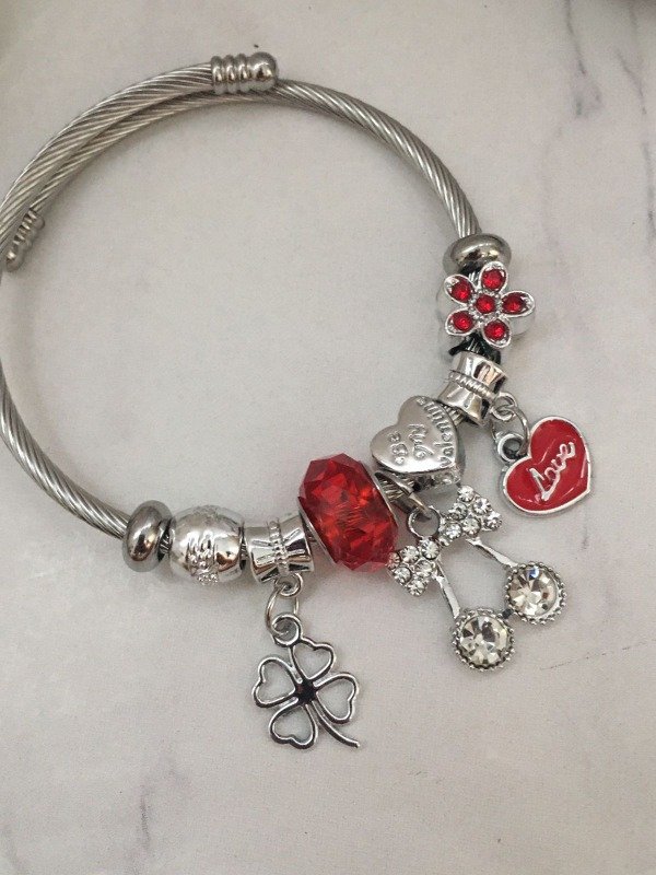 Producto - Pulsera Charms LOVE Regulable Acero Quirúrgico