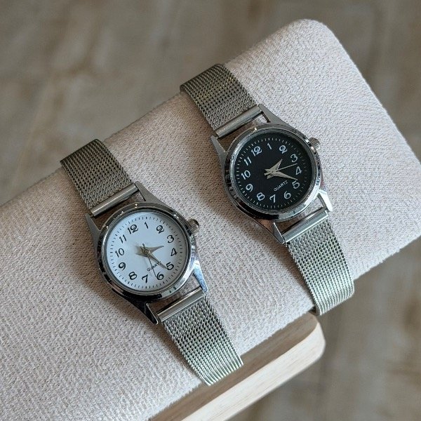 Producto - Relojes analogicos con num plateados