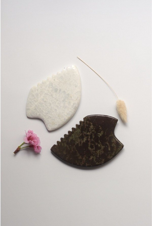Producto - Gua Sha dentada