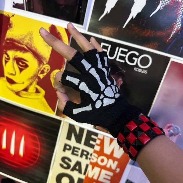 Producto - Guantes mitones esqueleto