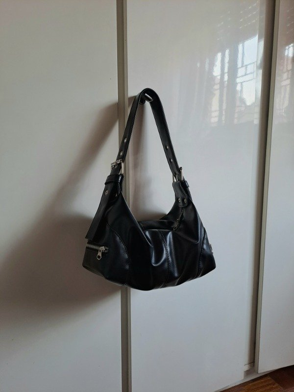 Producto - Hobo Baguette negra - 5