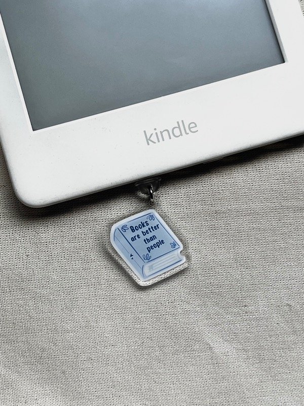 Producto - Charm books are better