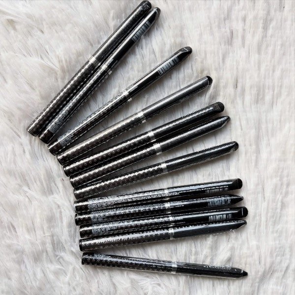 Producto - Delineador retráctil Pink 21