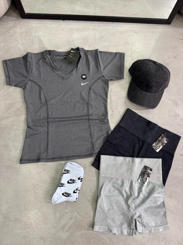 Producto - REMERA NIKE DRI-FIT DAMA (CURVA) - 3