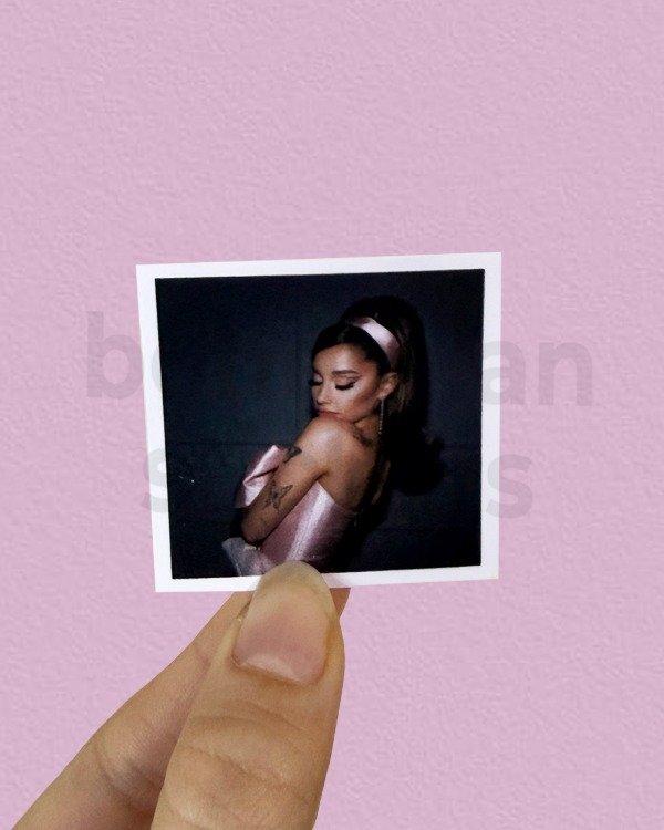 Producto - ARIANA - Sticekr individual de Ariana Grande