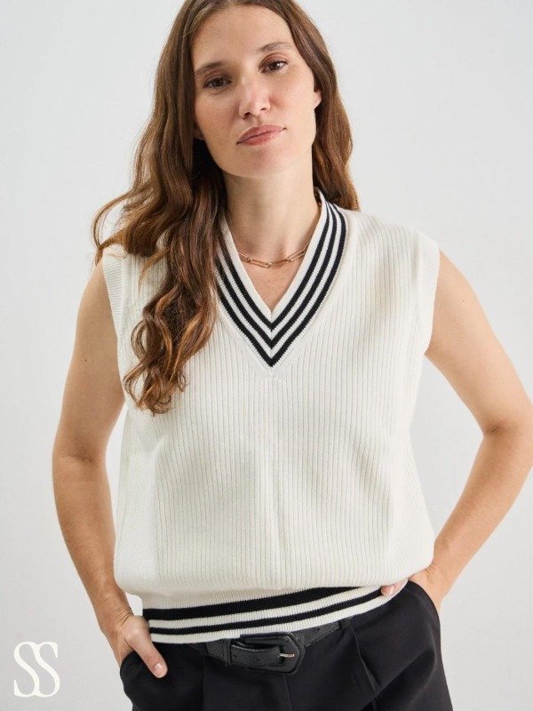 Producto - Chaleco con cuello combinado