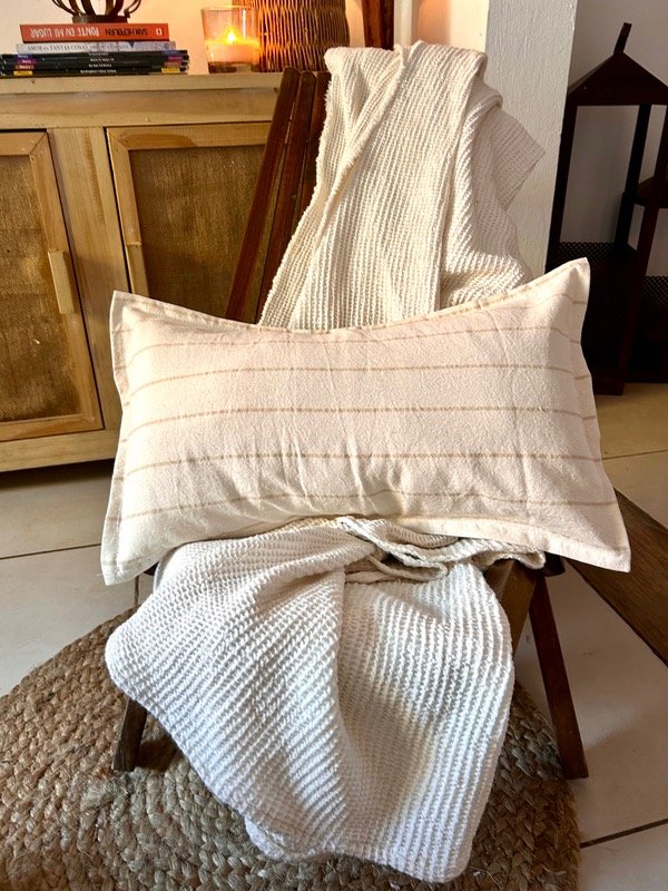 Producto - Almohadón Raya fina (beige)